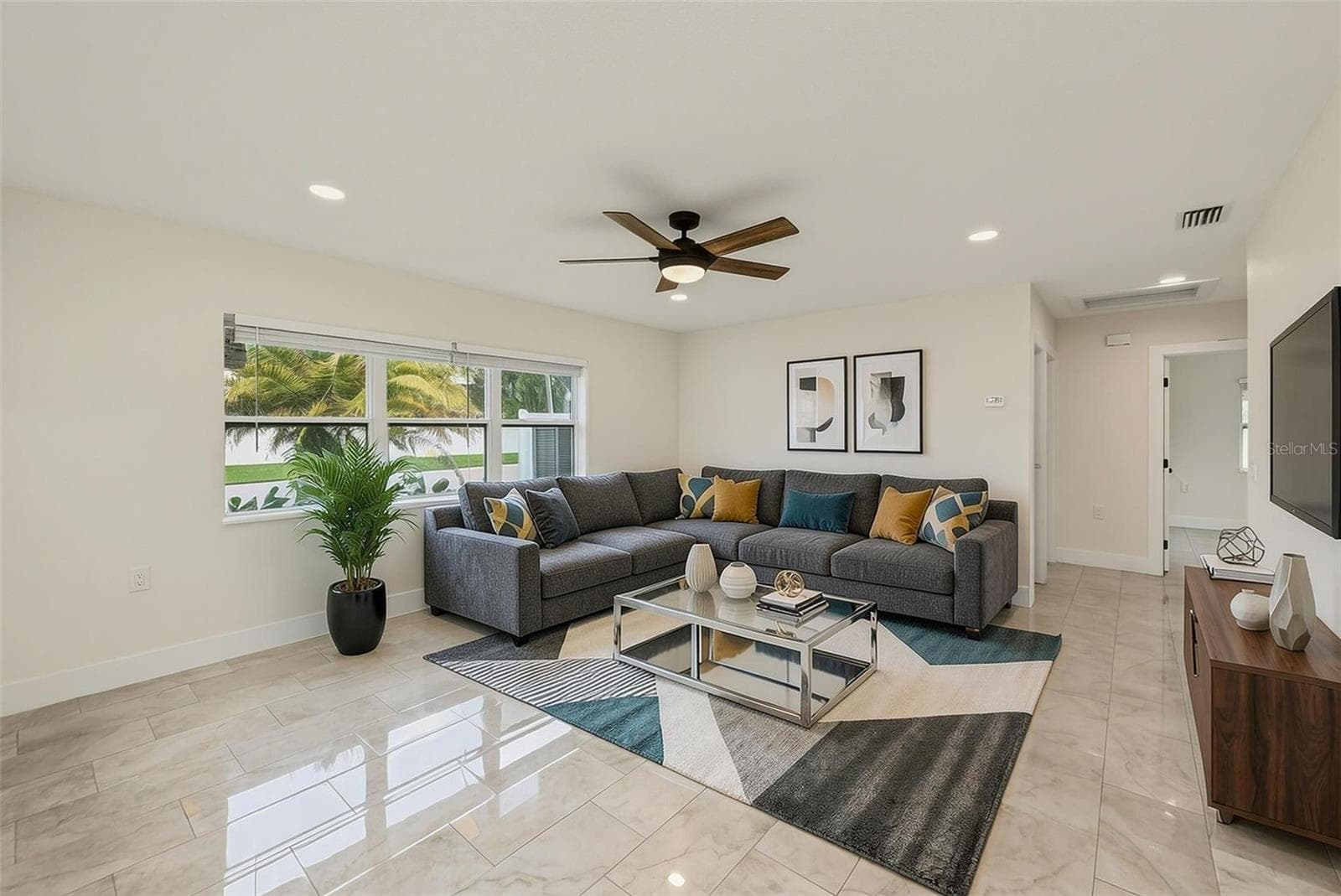 Single Family Residence at 2425 BAYWOOD DR E, DUNEDIN, photo 27 of 44