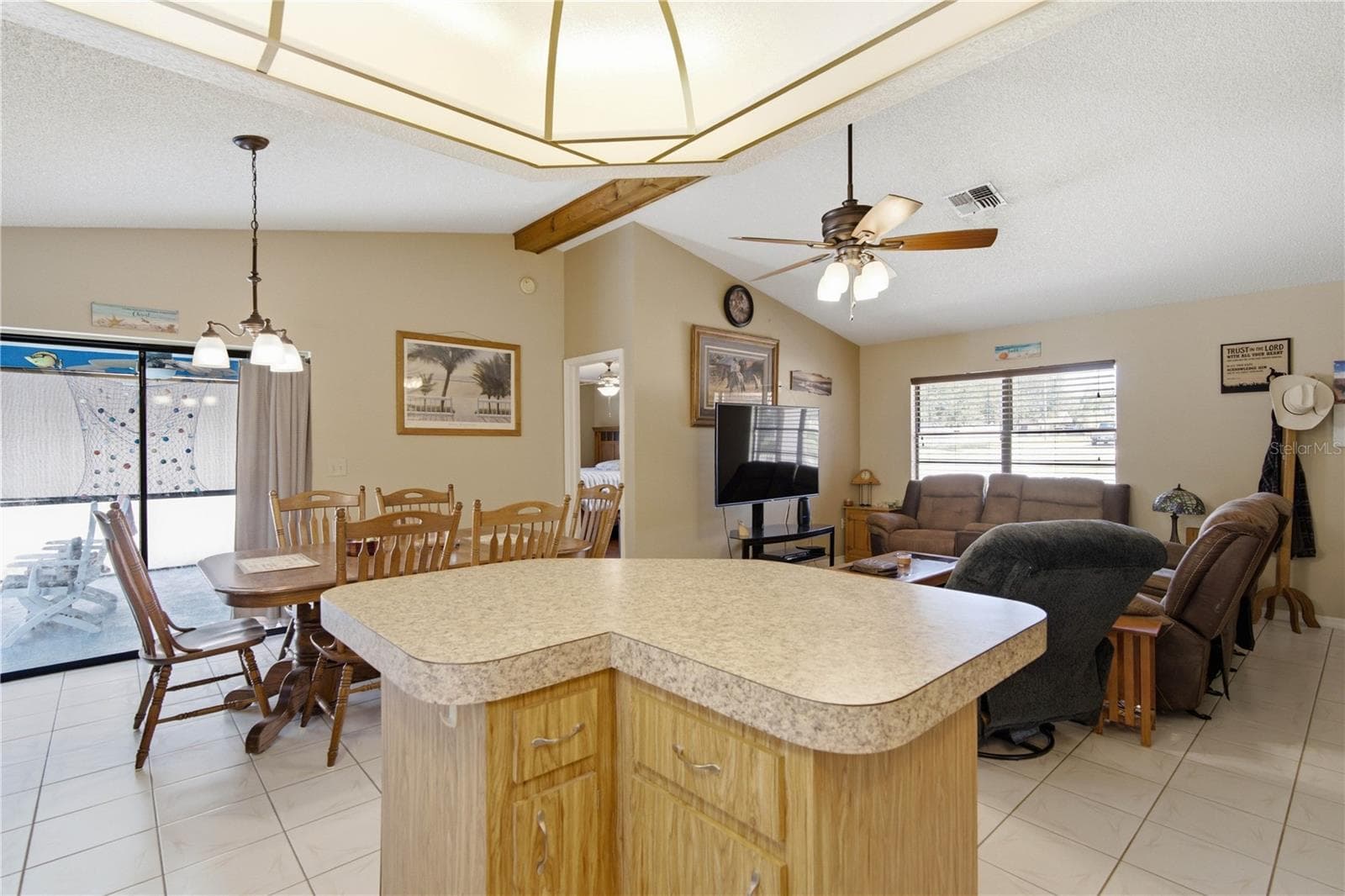 Kitchen - 11423 LINDEN DR, SPRING HILL