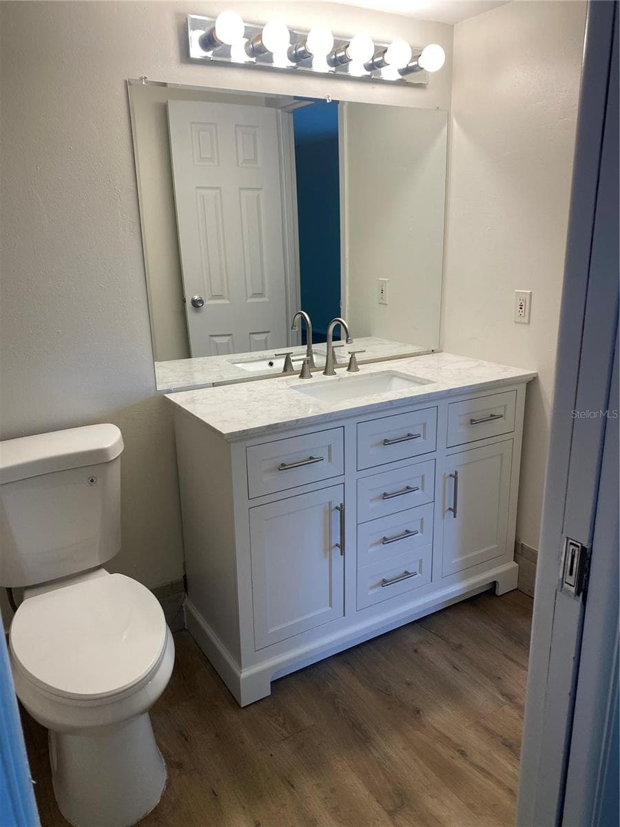 Condominium at 247 S MCMULLEN BOOTH RD #24, CLEARWATER, photo 4 of 22