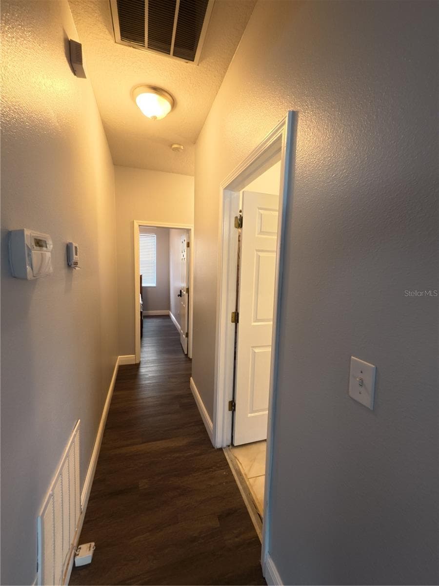 Single Family Residence at 1701 CHALKSAND WAY, RUSKIN, photo 14 of 25