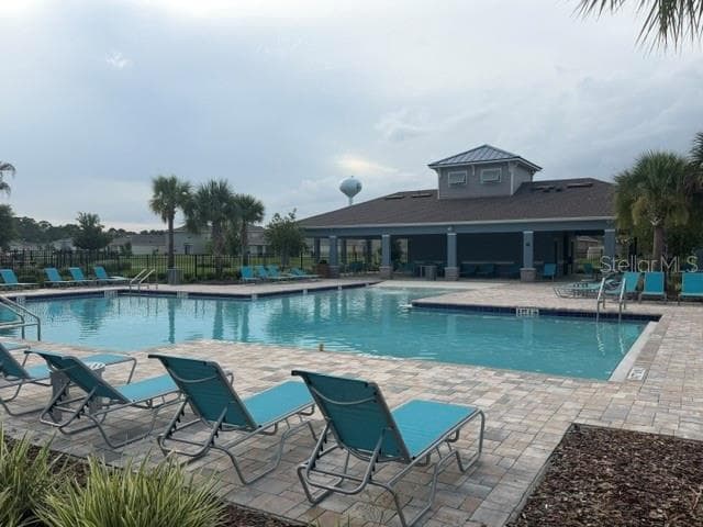 Single Family Residence at 2439 VIOLET SHELTON CT, SANFORD, photo 2 of 28