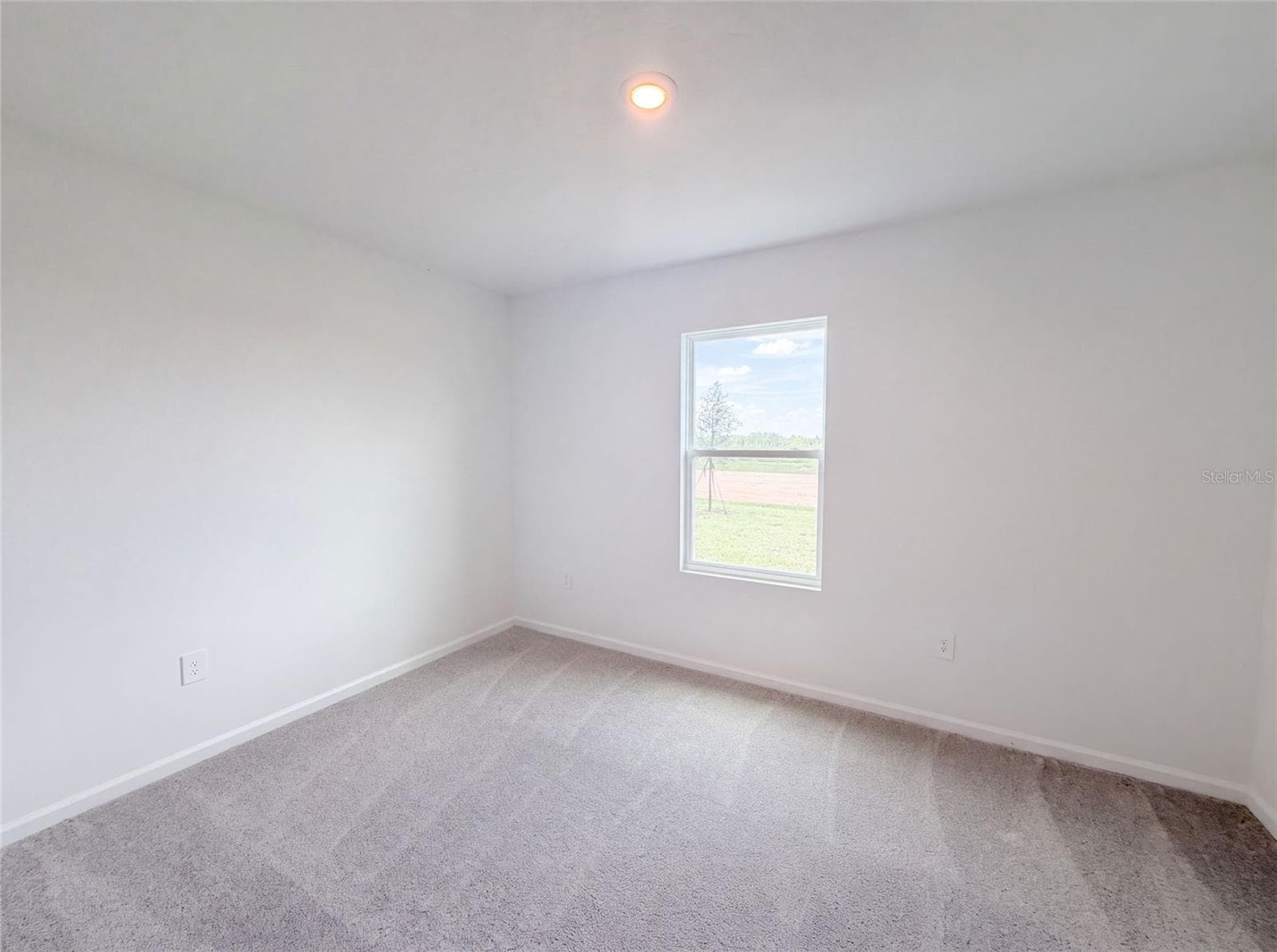 Single Family Residence at 4373 RIVER BEACON BLVD, DAVENPORT, photo 6 of 21