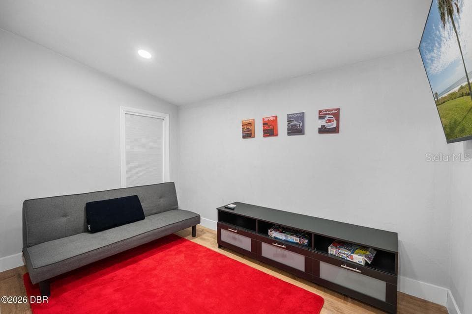 Single Family Residence at 419 BURLEIGH AVE, HOLLY HILL, photo 14 of 39