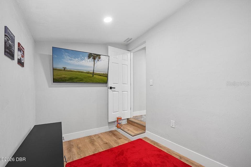 Single Family Residence at 419 BURLEIGH AVE, HOLLY HILL, photo 16 of 39