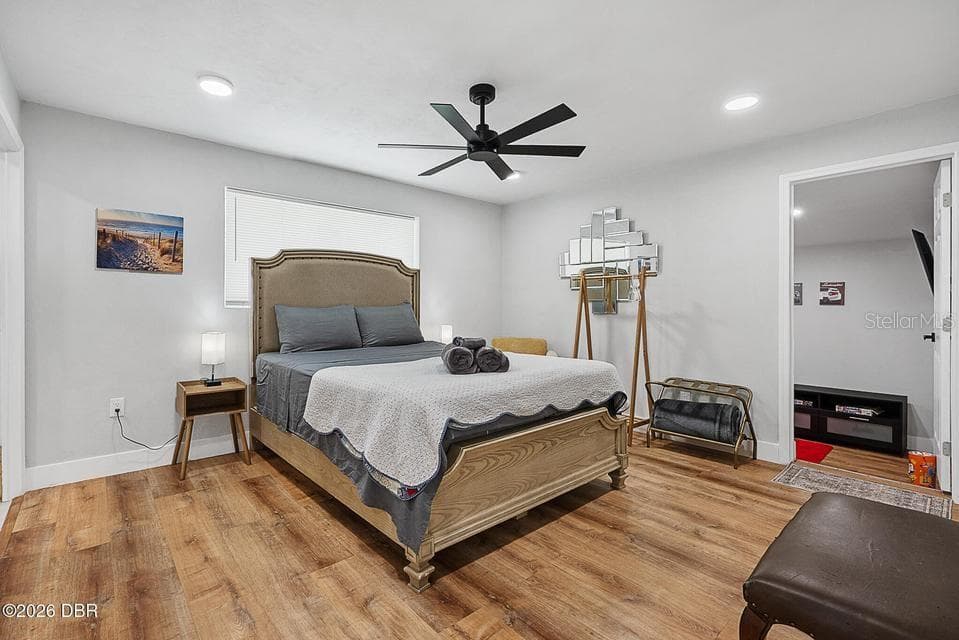 Single Family Residence at 419 BURLEIGH AVE, HOLLY HILL, photo 19 of 39
