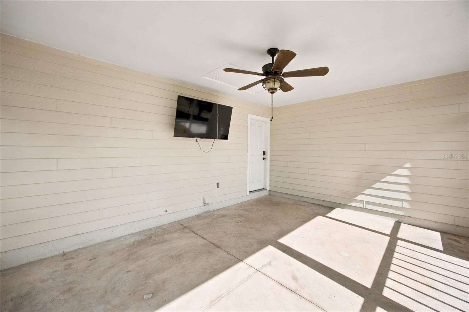 Single Family Residence at 831 NE 150TH AVE, WILLISTON, photo 24 of 39