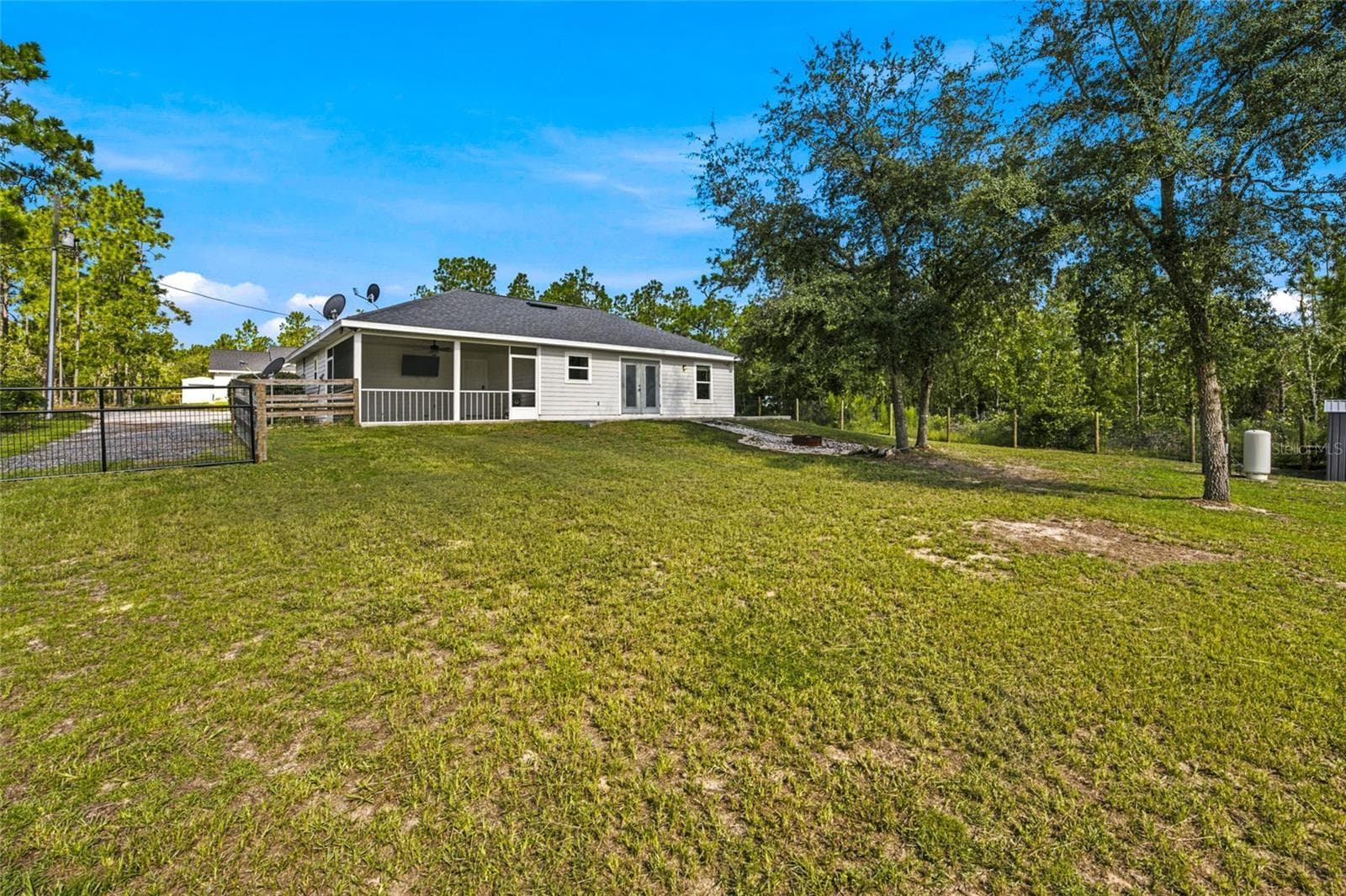 Single Family Residence at 831 NE 150TH AVE, WILLISTON, photo 27 of 39