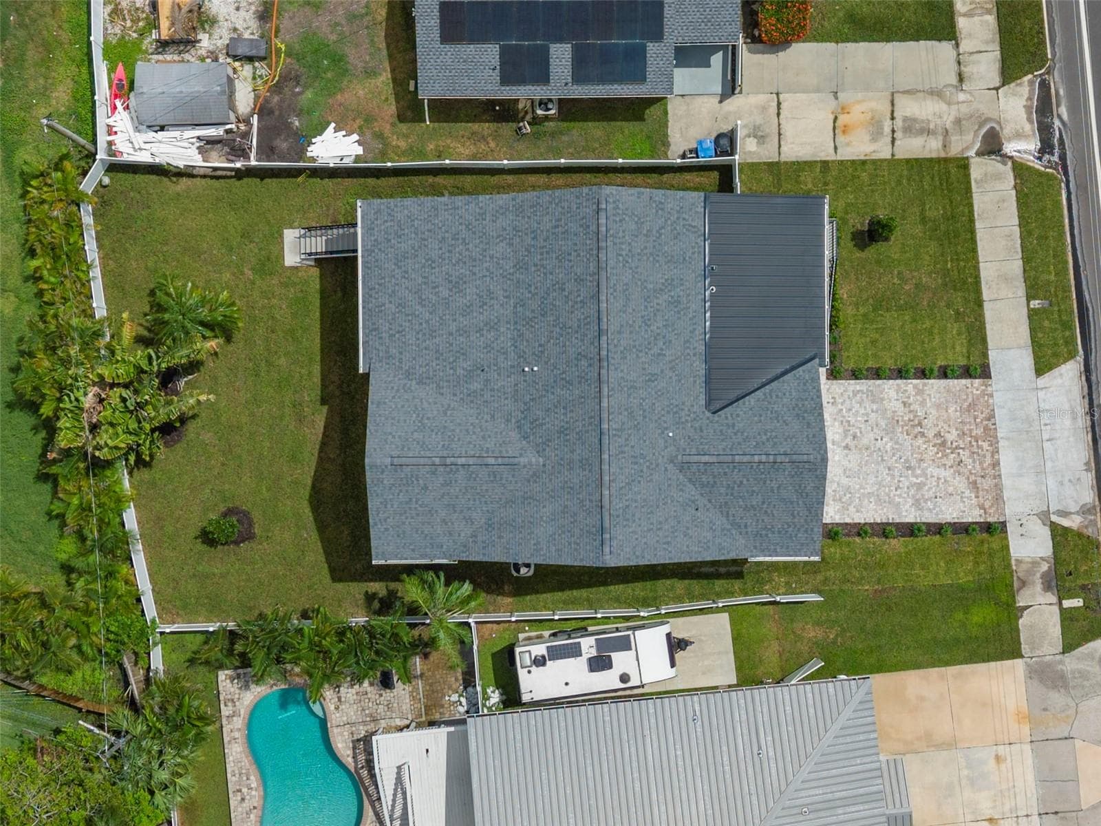 Single Family Residence at 3534 OVERLOOK DR NE, ST PETERSBURG, photo 45 of 46