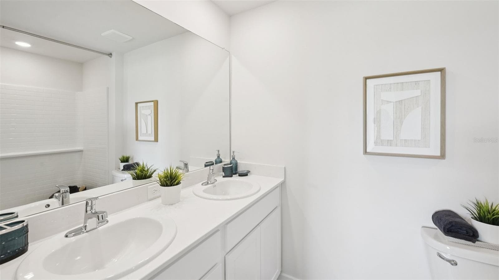 MODEL HOME - 1500 POWELL VALLEY DR, PORT CHARLOTTE