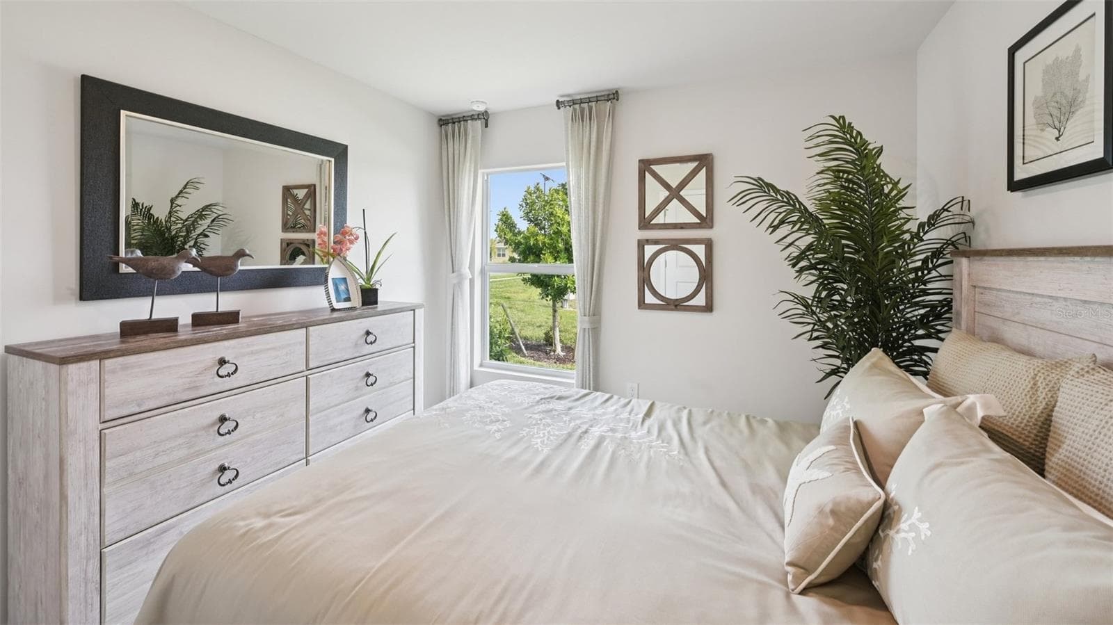 MODEL HOME - 1500 POWELL VALLEY DR, PORT CHARLOTTE