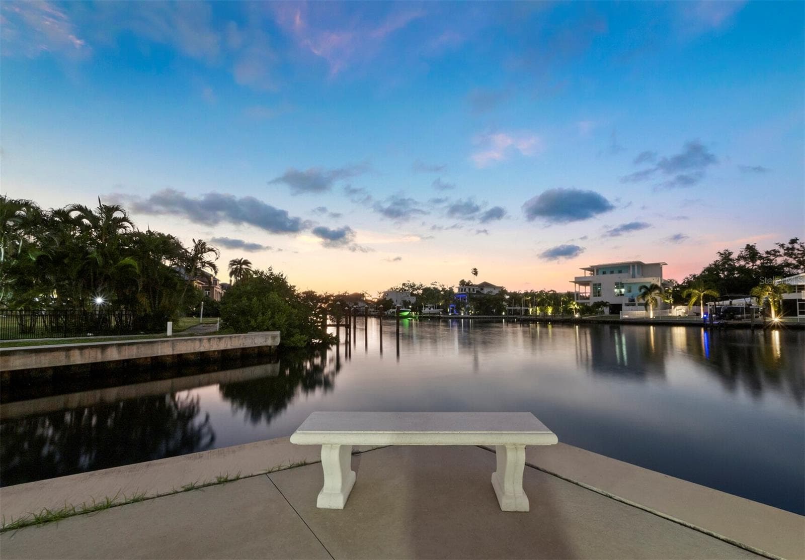 Your perfect spot to relax & watch sunset - 1709 N TAMIAMI TRL #418, SARASOTA
