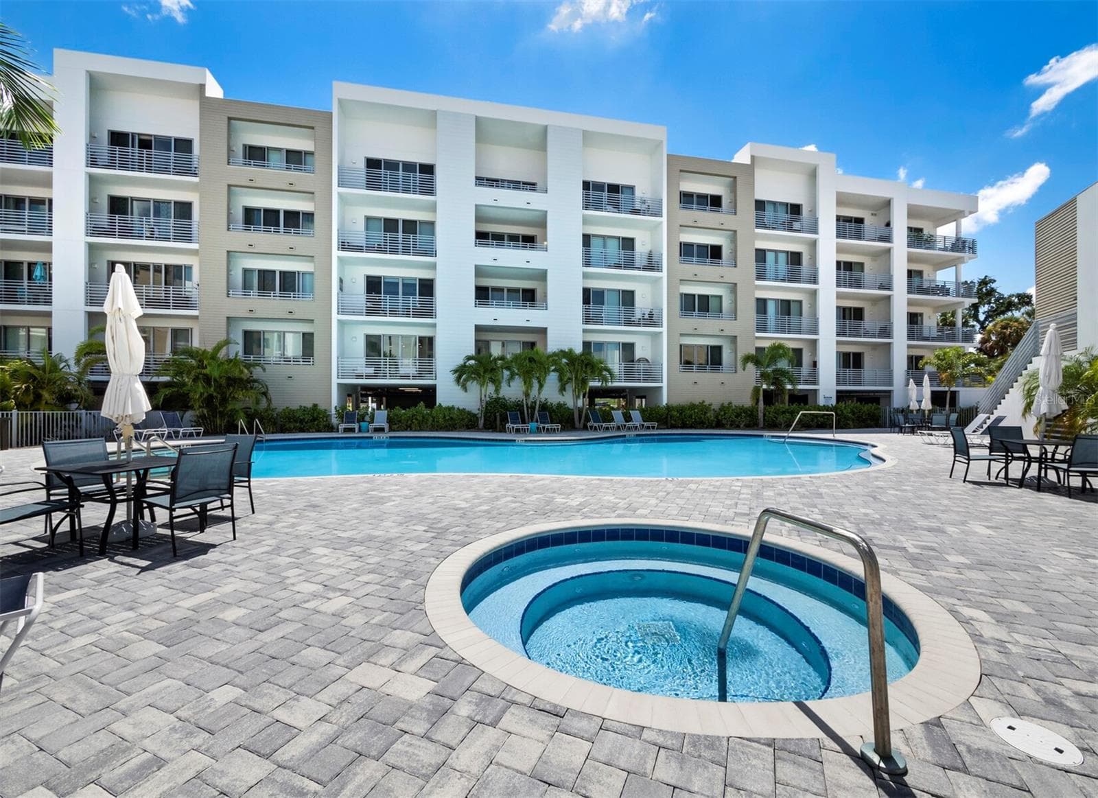 Condominium at 1709 N TAMIAMI TRL #418, SARASOTA, photo 34 of 53