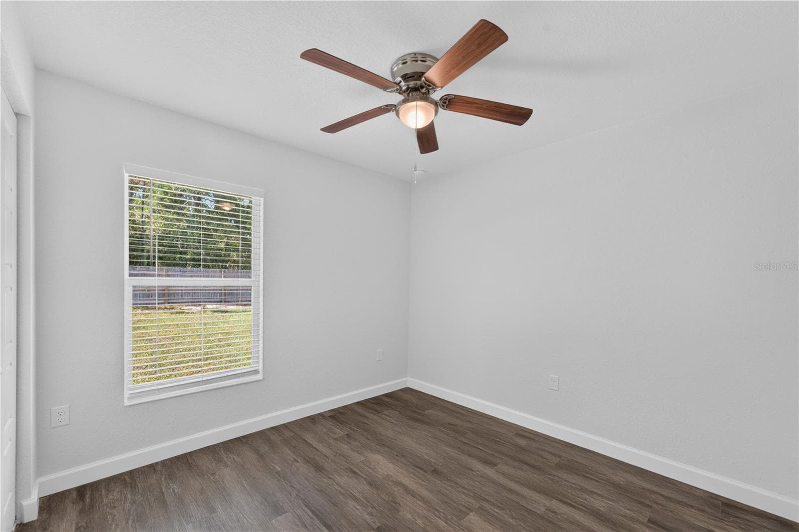 Single Family Residence at 138 FISHER RUN, OCKLAWAHA, photo 18 of 32