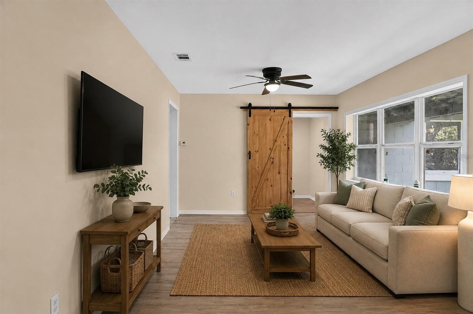 Virtually Staged - 116 S GLENWOOD AVE, ORLANDO