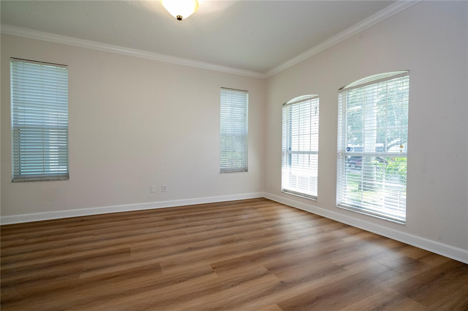 Single Family Residence at 13138 PALOMA DR, ORLANDO, photo 8 of 98