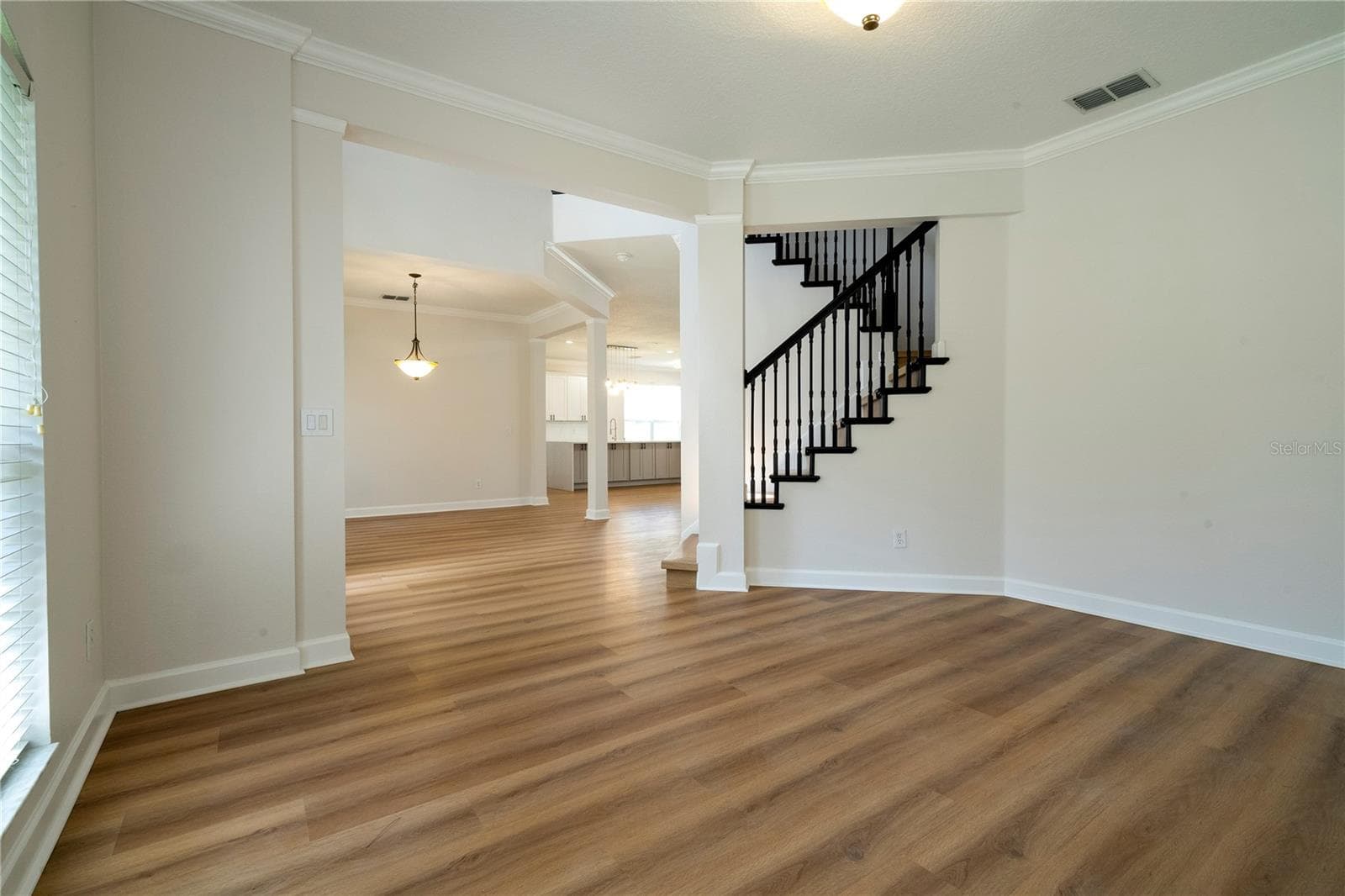 Single Family Residence at 13138 PALOMA DR, ORLANDO, photo 9 of 98