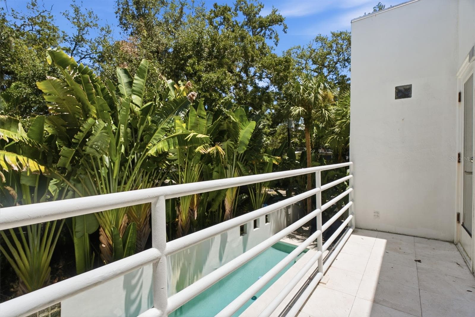 Private Primary suite balcony - 2701 CHAMBRAY LN, TAMPA