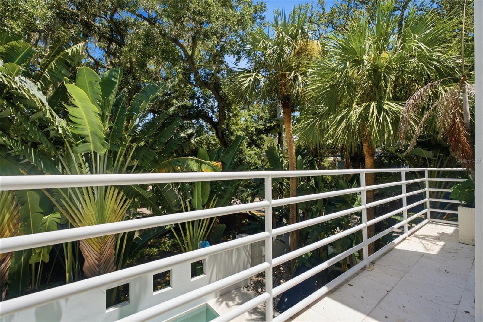 2nd level balcony overlooking pool - 2701 CHAMBRAY LN, TAMPA