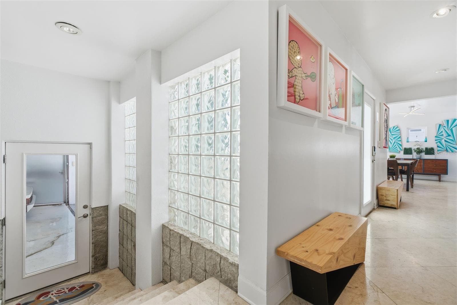 Entry from garage - 2701 CHAMBRAY LN, TAMPA