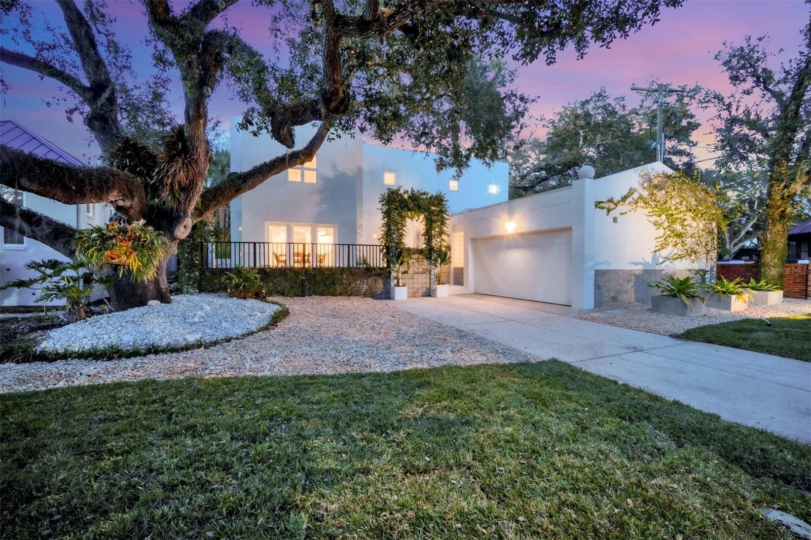 Imagine living here. See you soon - 2701 CHAMBRAY LN, TAMPA