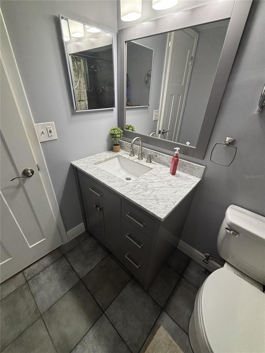 Condominium at 4805 ALT 19 #624, PALM HARBOR, photo 17 of 38