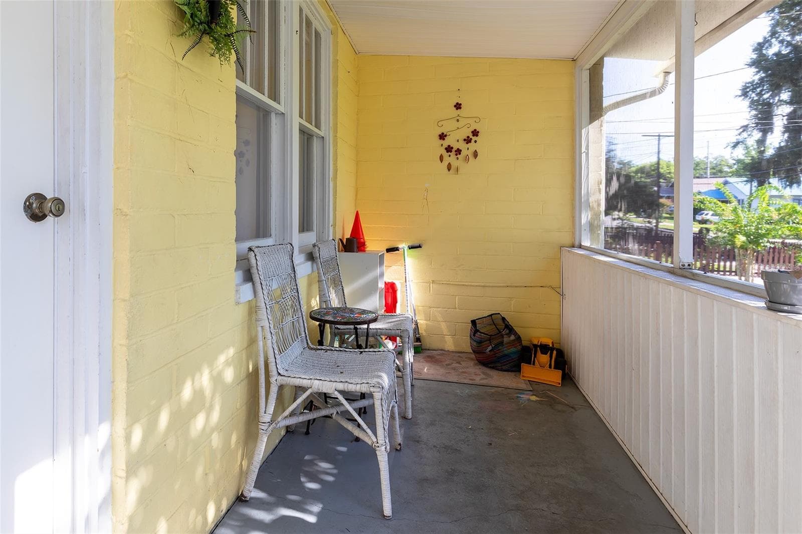Triplex at 220 N ADELLE AVE, DELAND, photo 4 of 34