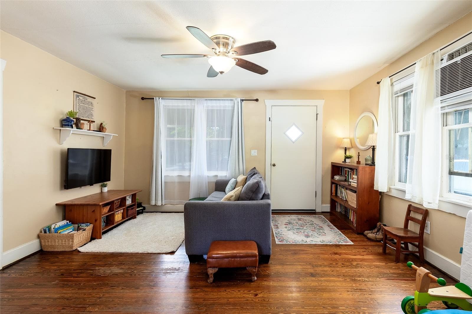 Triplex at 220 N ADELLE AVE, DELAND, photo 5 of 34