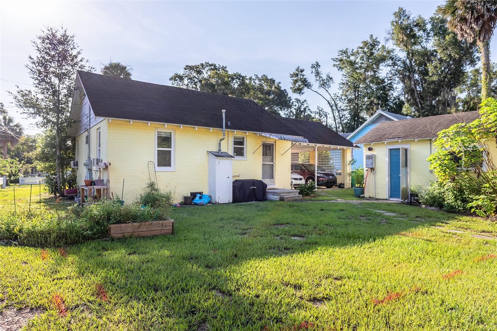 Triplex at 220 N ADELLE AVE, DELAND, photo 32 of 34