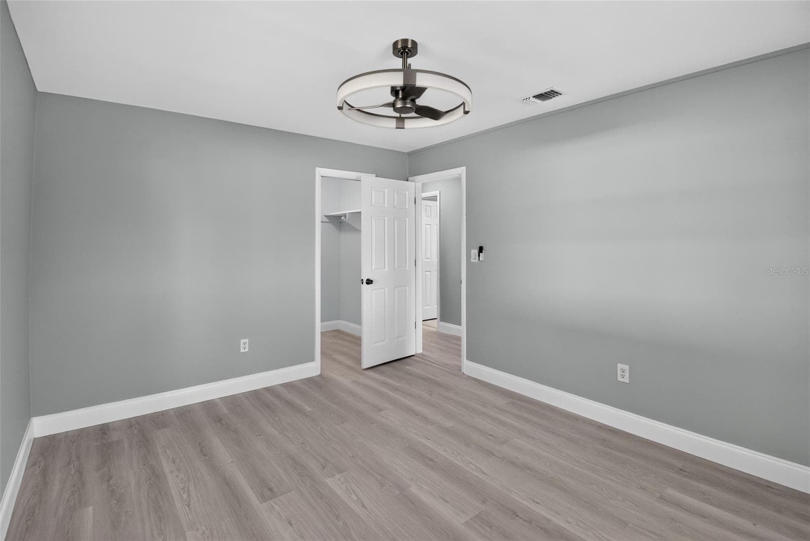 Single Family Residence at 1148 FOUNTAINHEAD DR, DELTONA, photo 4 of 42