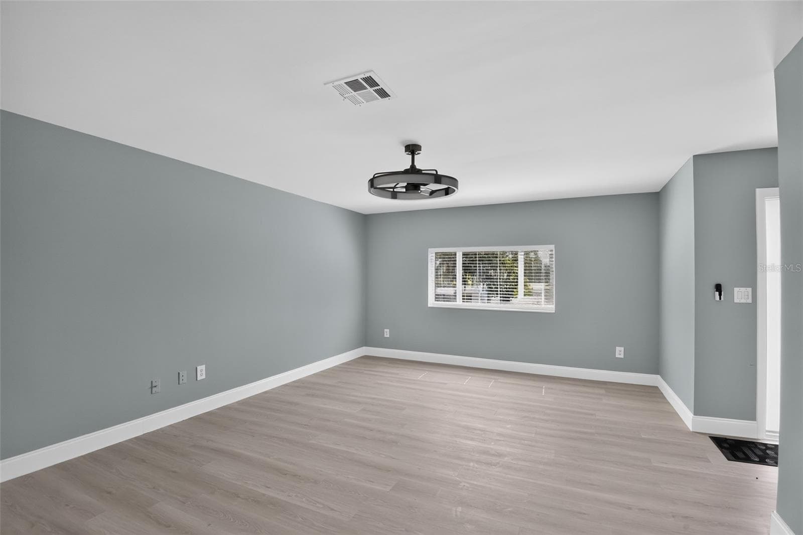 Single Family Residence at 1148 FOUNTAINHEAD DR, DELTONA, photo 16 of 42