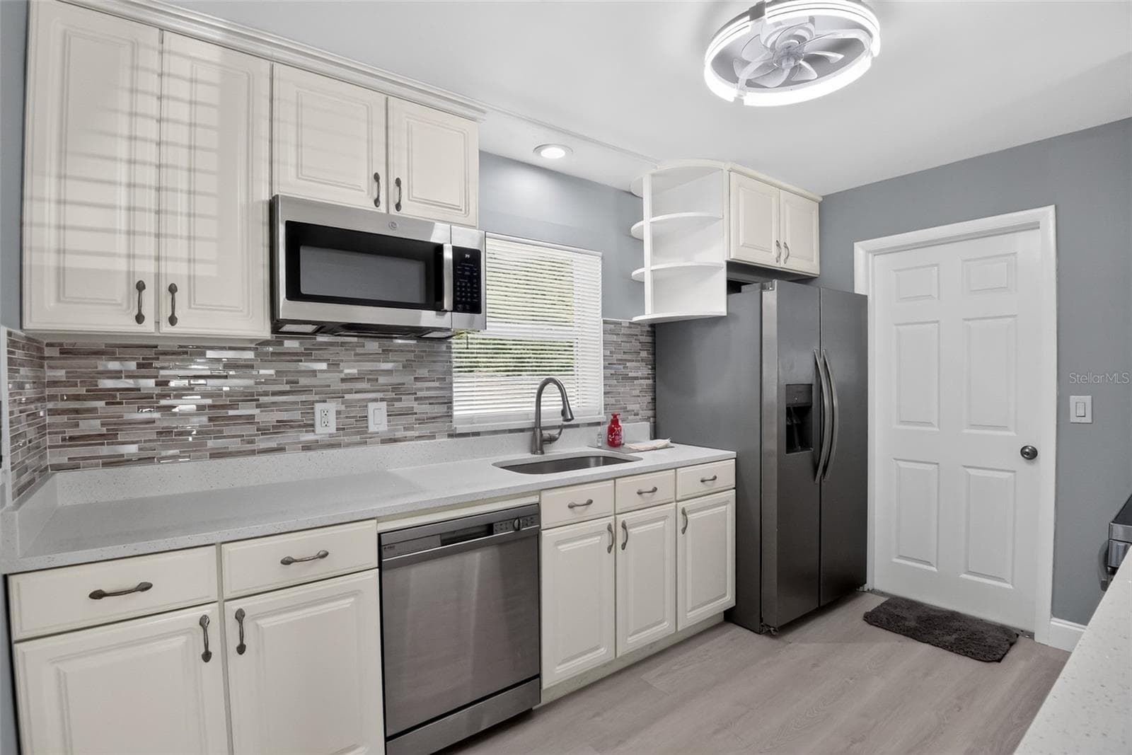 Single Family Residence at 1148 FOUNTAINHEAD DR, DELTONA, photo 24 of 42