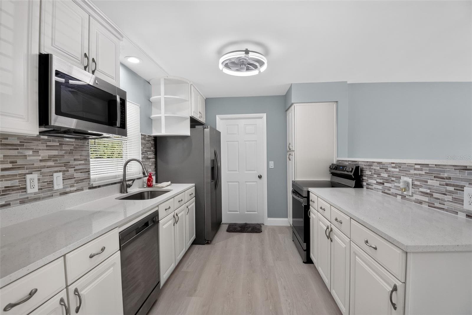 Single Family Residence at 1148 FOUNTAINHEAD DR, DELTONA, photo 25 of 42