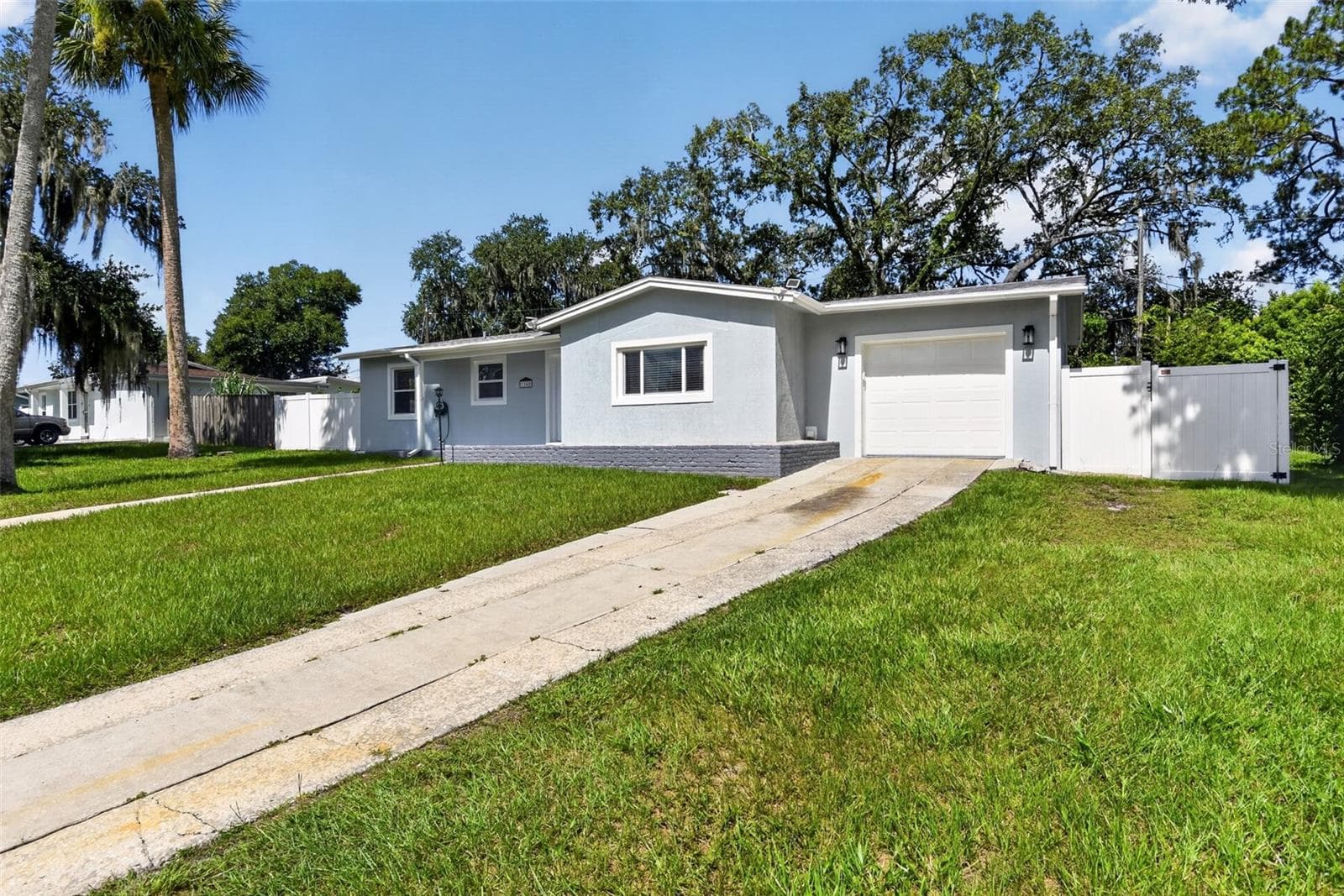 Single Family Residence at 1148 FOUNTAINHEAD DR, DELTONA, photo 34 of 42