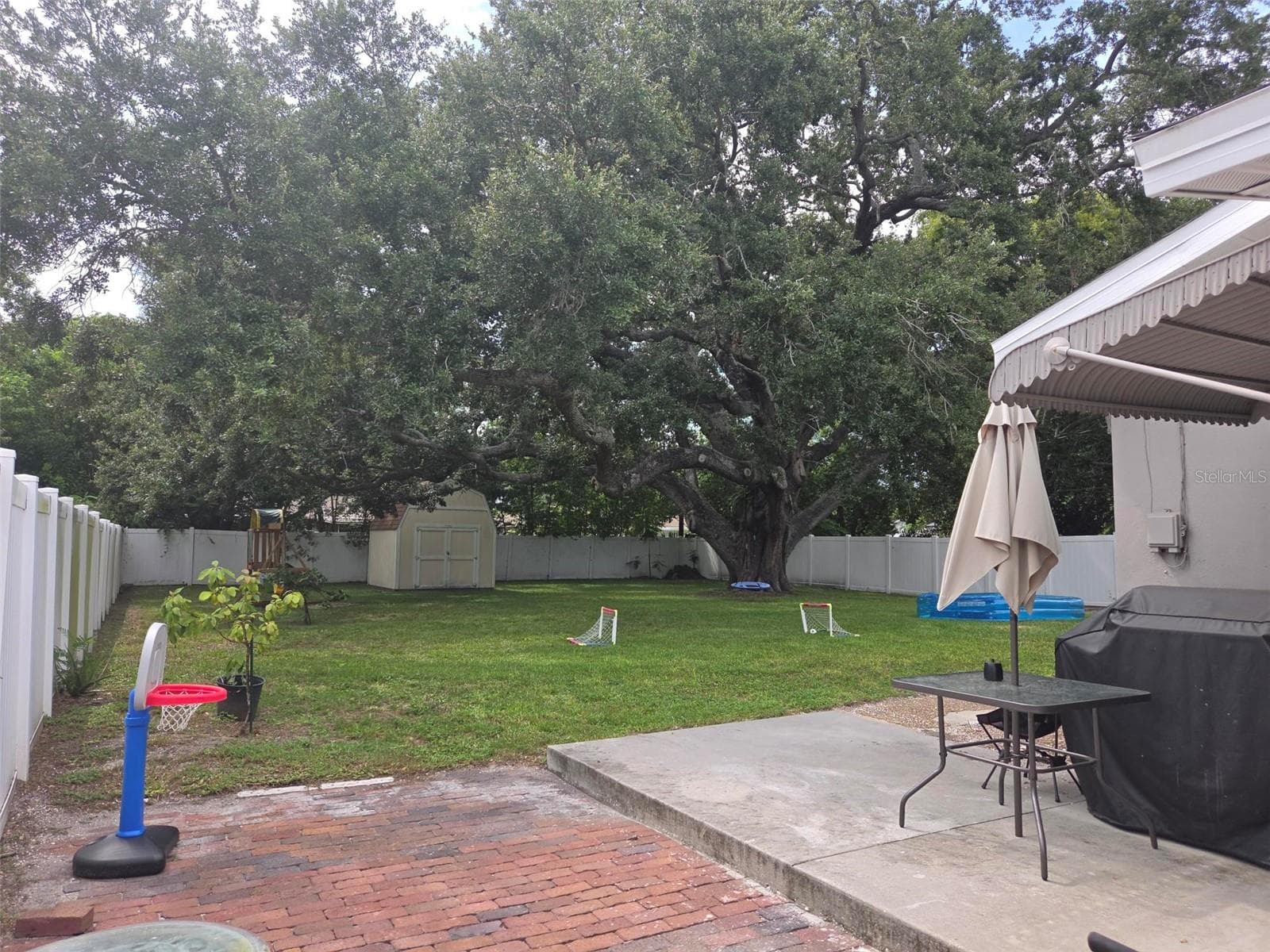 Single Family Residence at 20 S SATURN AVE, CLEARWATER, photo 31 of 37