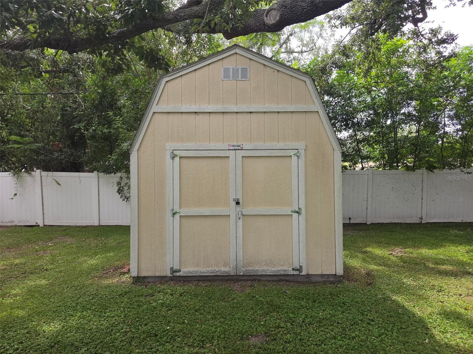 Single Family Residence at 20 S SATURN AVE, CLEARWATER, photo 32 of 37