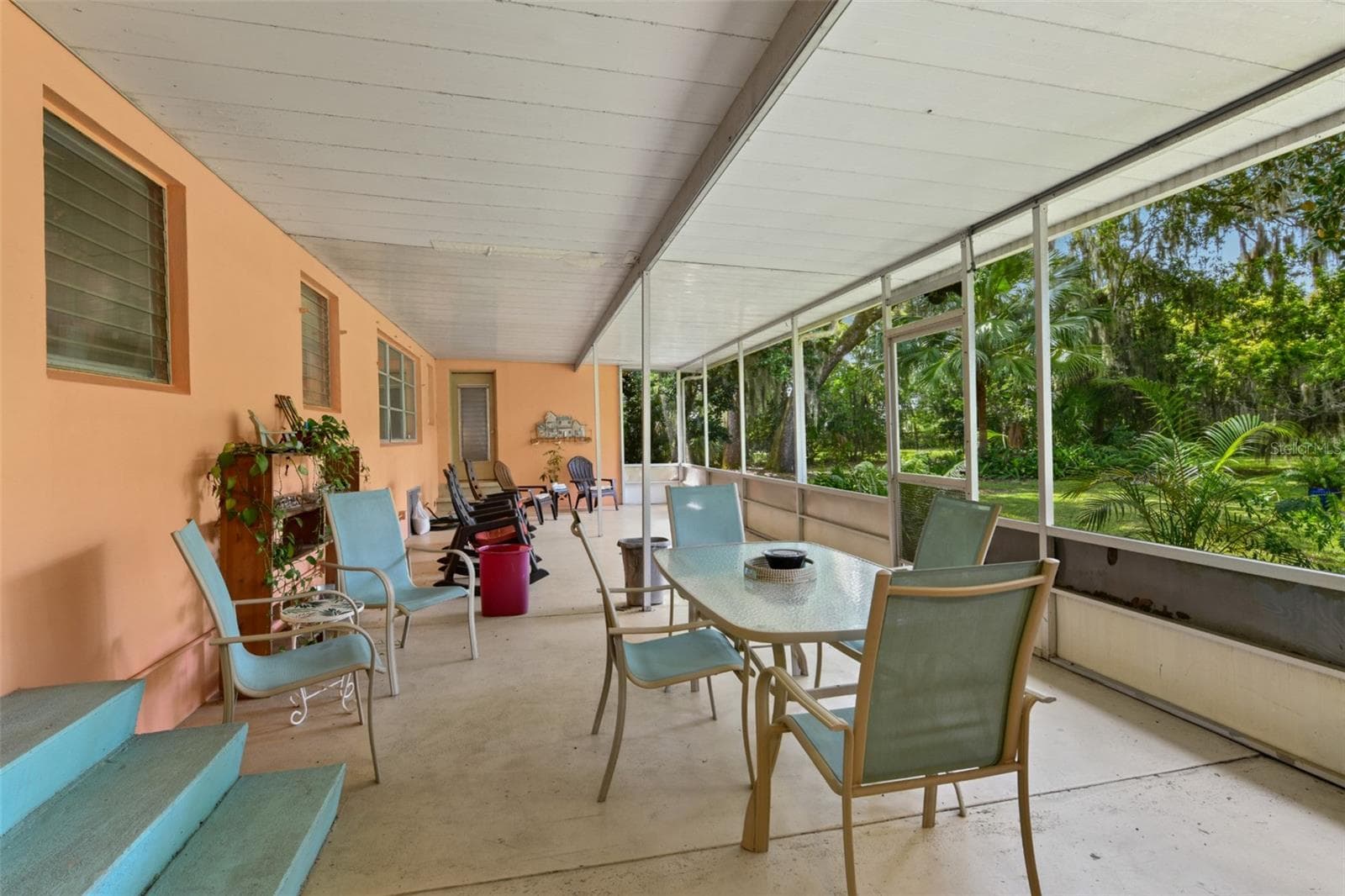 Single Family Residence at 1520 MORAVIA AVE, HOLLY HILL, photo 35 of 43