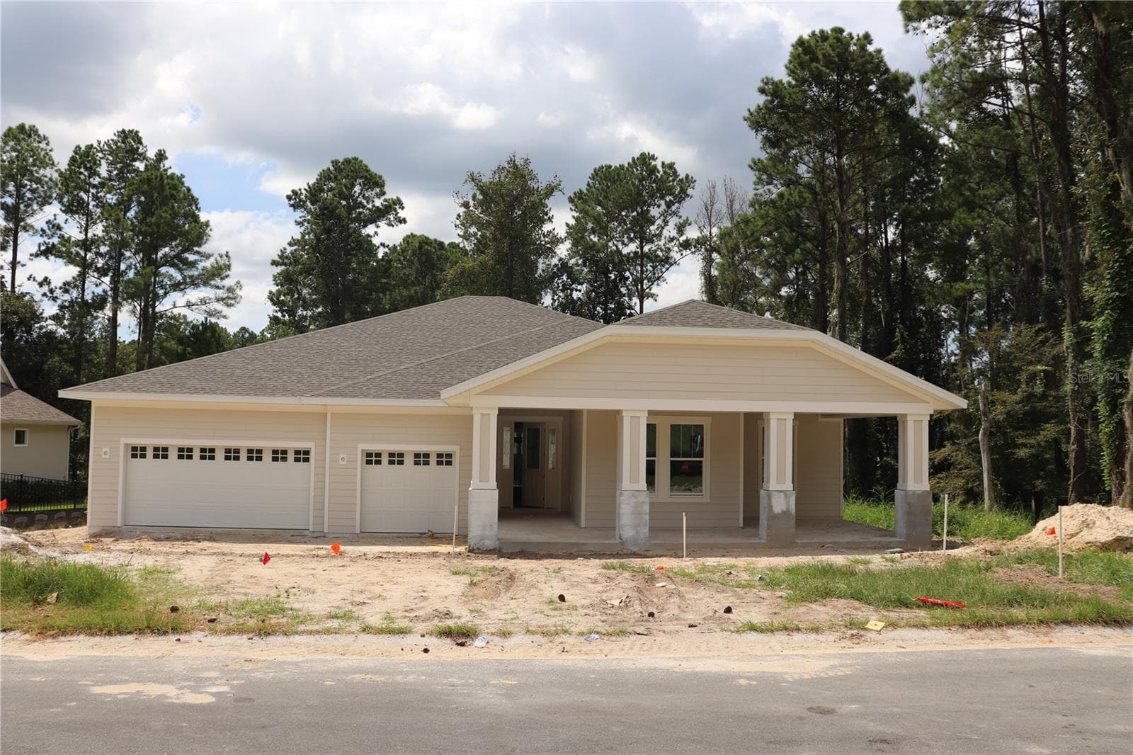 4492 MAJESTIC HILLS LOOP