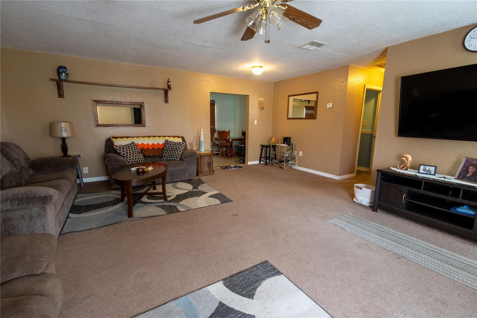 Single Family Residence at 8301 WEEPING WILLOW ST, BROOKSVILLE, photo 8 of 50