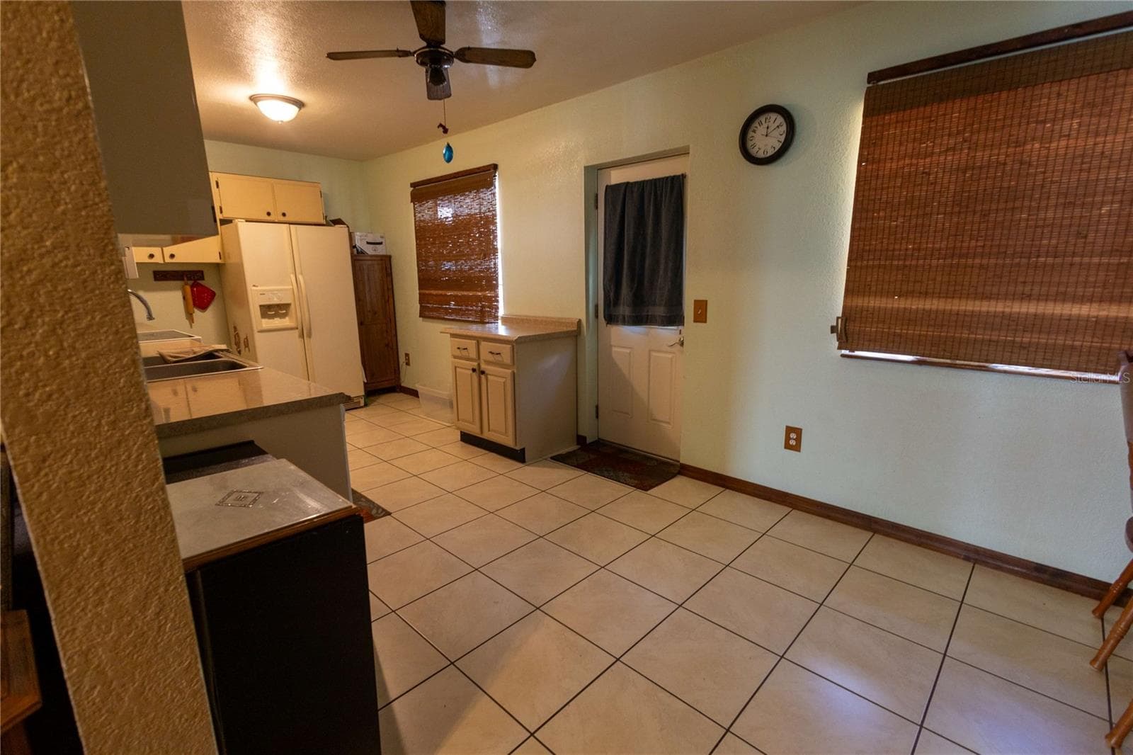 Single Family Residence at 8301 WEEPING WILLOW ST, BROOKSVILLE, photo 10 of 50