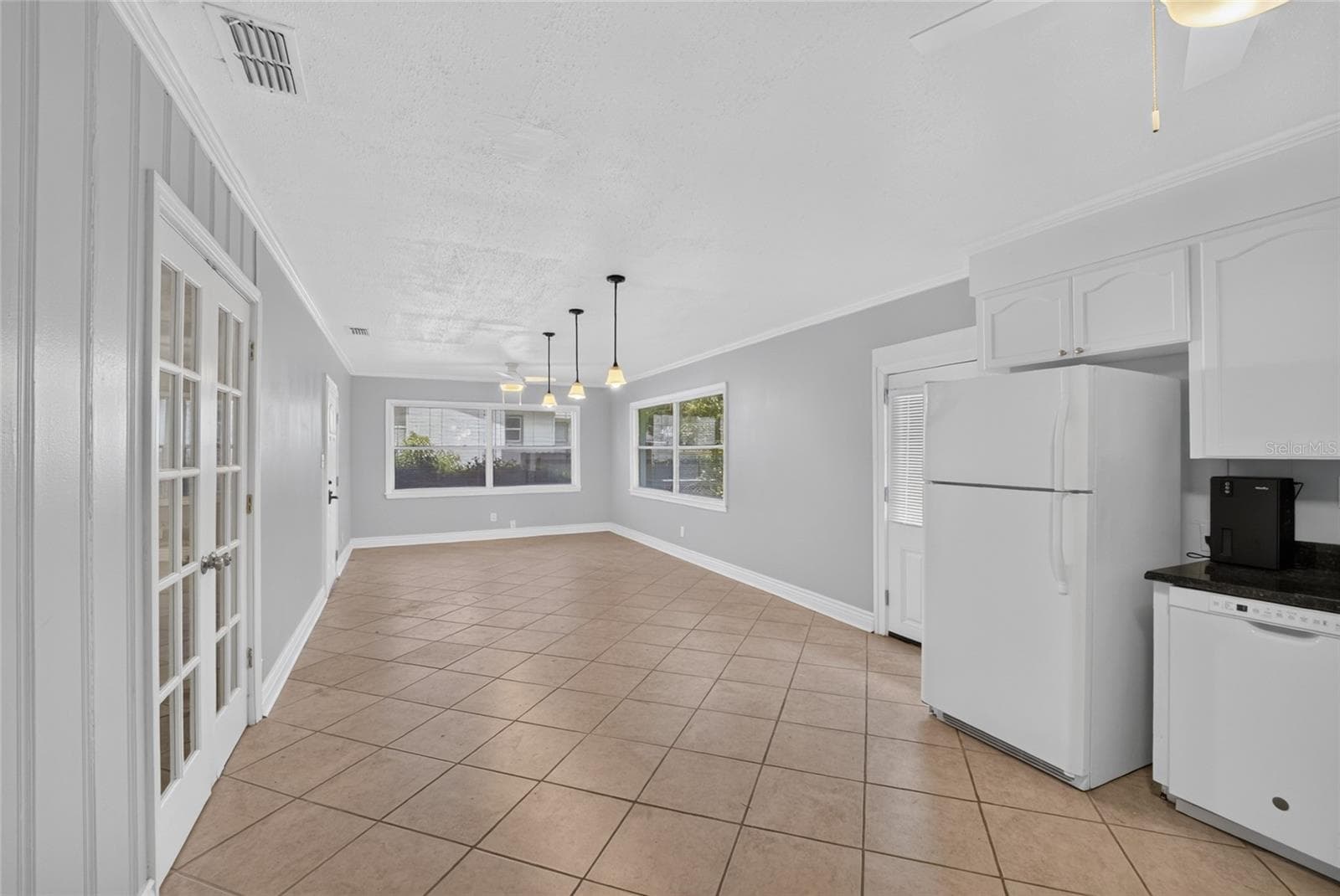 Single Family Residence at 201 SE 31ST AVE, OCALA, photo 6 of 12