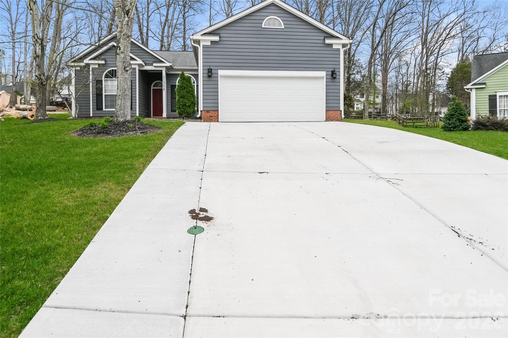 Single Family Residence at 11358 Clayford Ridge, Charlotte, photo 2 of 15