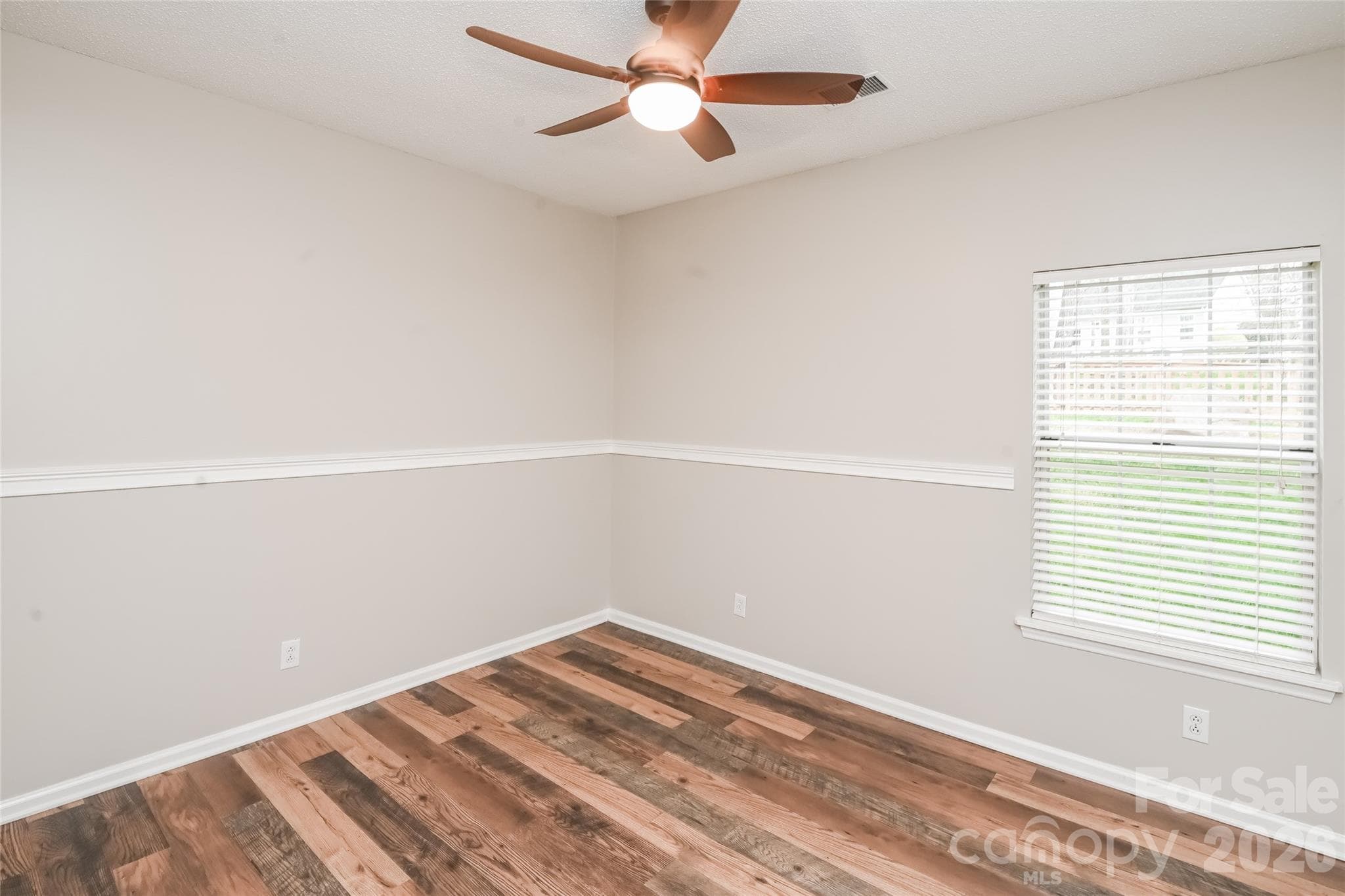 Single Family Residence at 11358 Clayford Ridge, Charlotte, photo 6 of 15