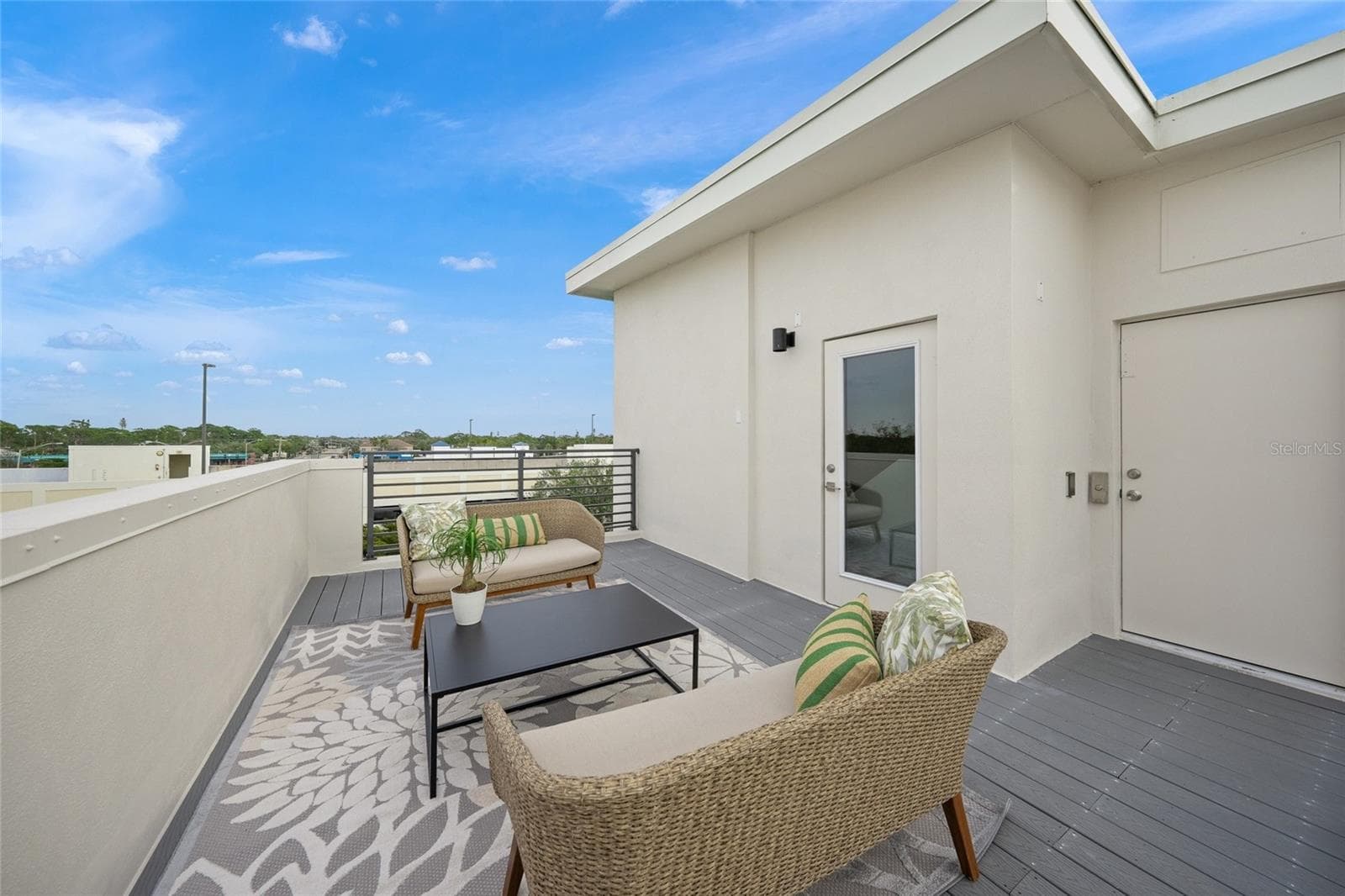 Townhouse at 72 N SCHOOL AVE, SARASOTA, photo 30 of 81