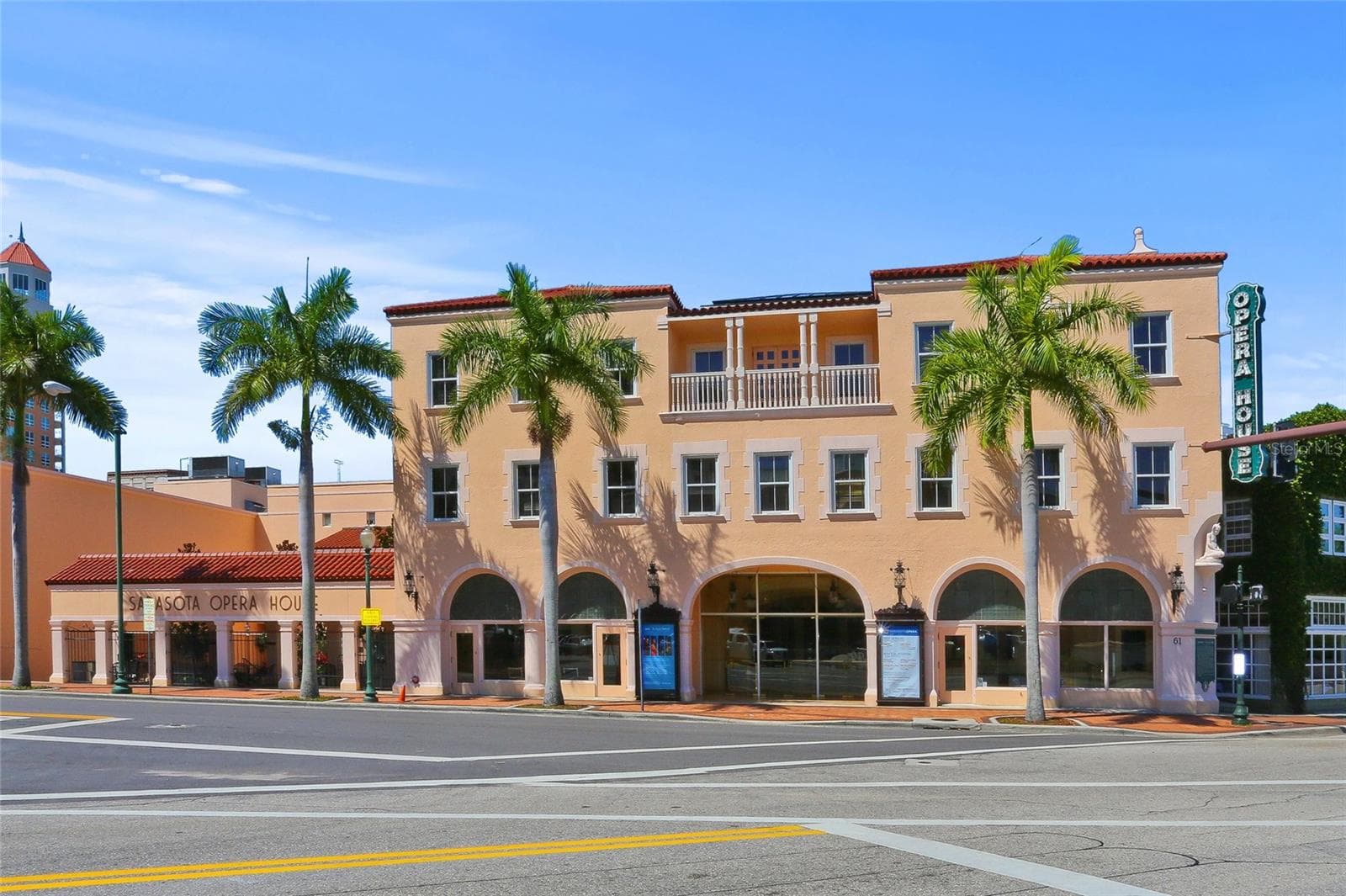 Townhouse at 72 N SCHOOL AVE, SARASOTA, photo 50 of 81