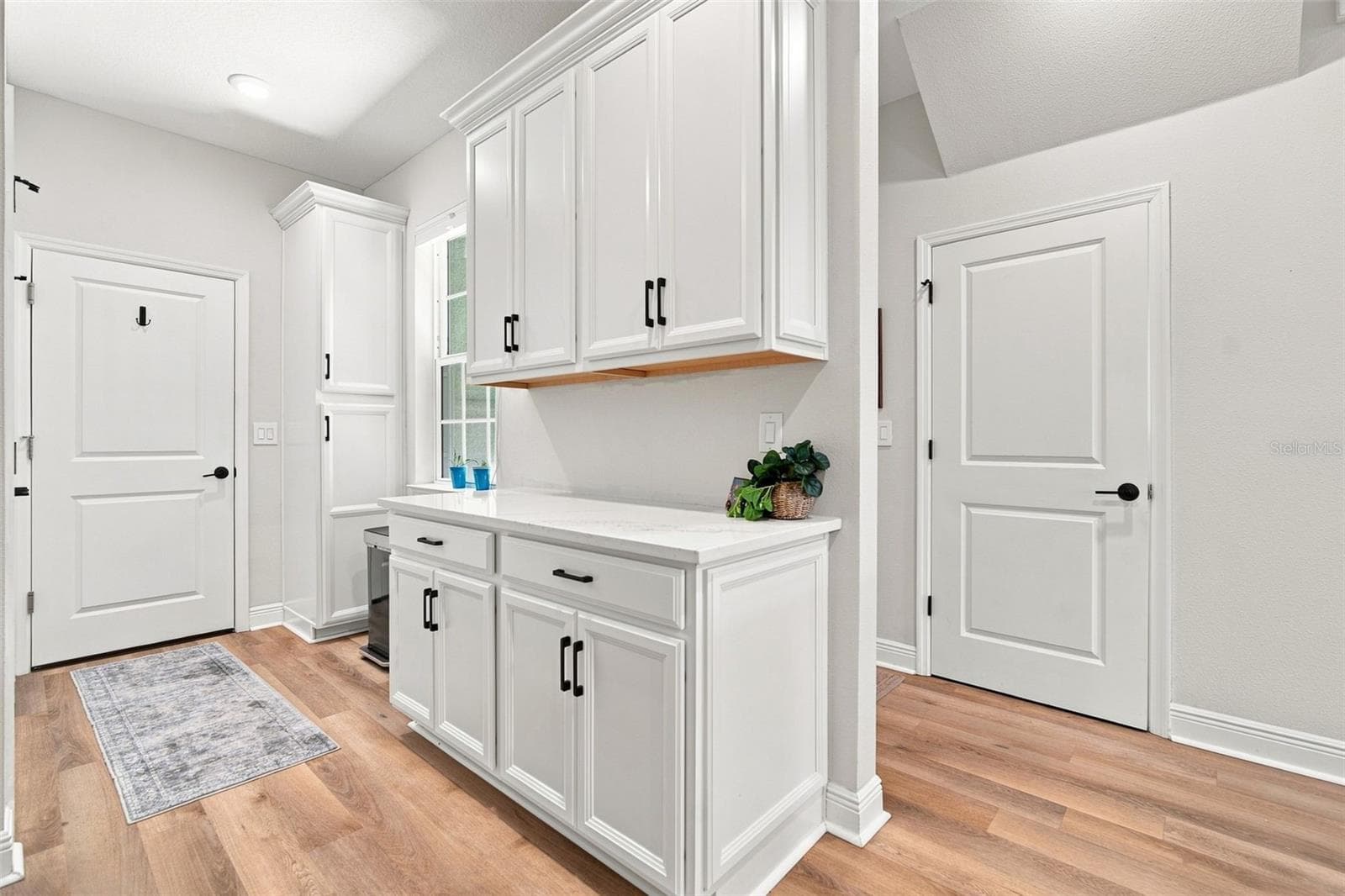 Upgrade. Added Cabients and countertops. Fanstastic spot for coffee. - 5292 NEIL DR, ST PETERSBURG