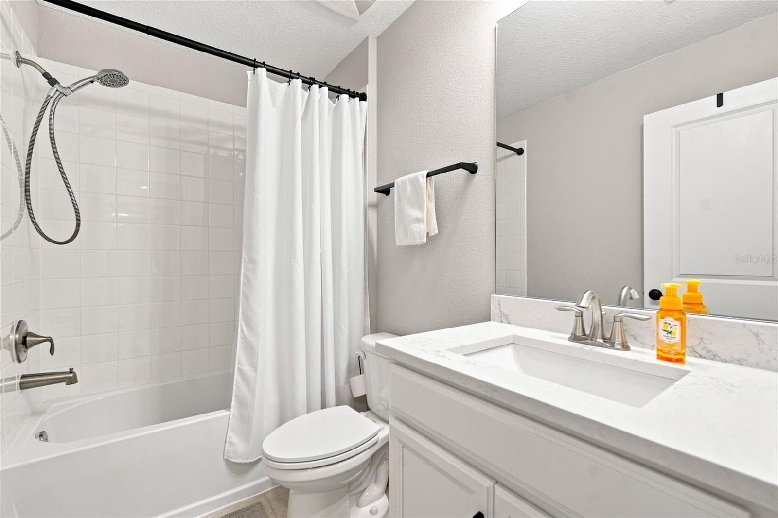 Townhouse at 5292 NEIL DR, ST PETERSBURG, photo 29 of 73