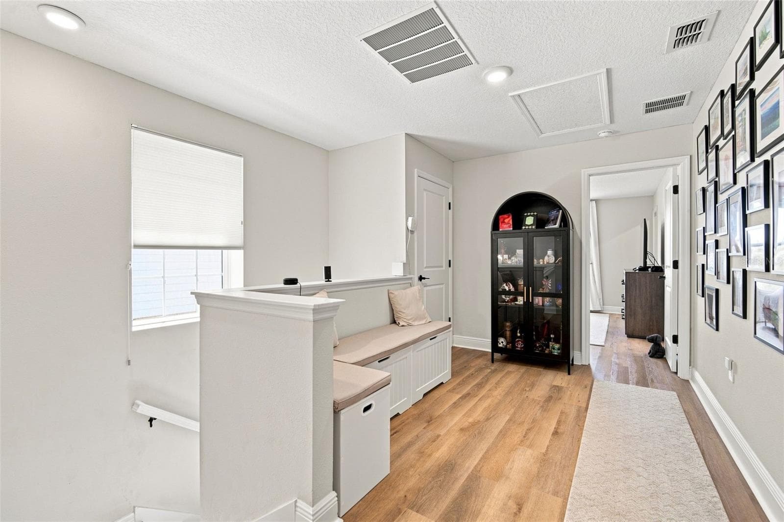 Townhouse at 5292 NEIL DR, ST PETERSBURG, photo 33 of 73