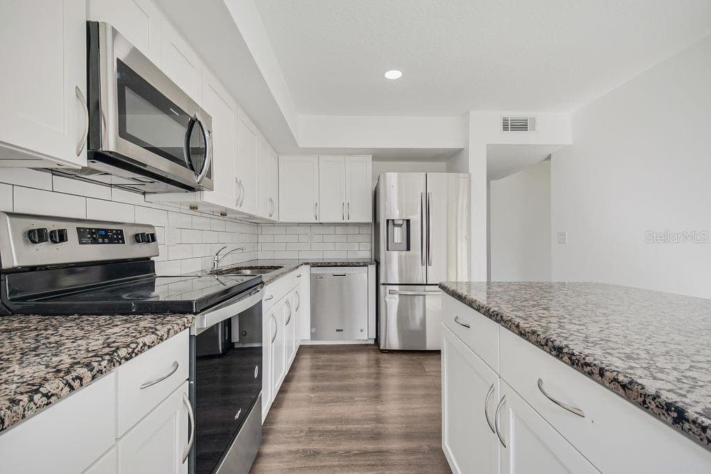Single Family Residence at 401 WOODVIEW DR, LONGWOOD, photo 21 of 65