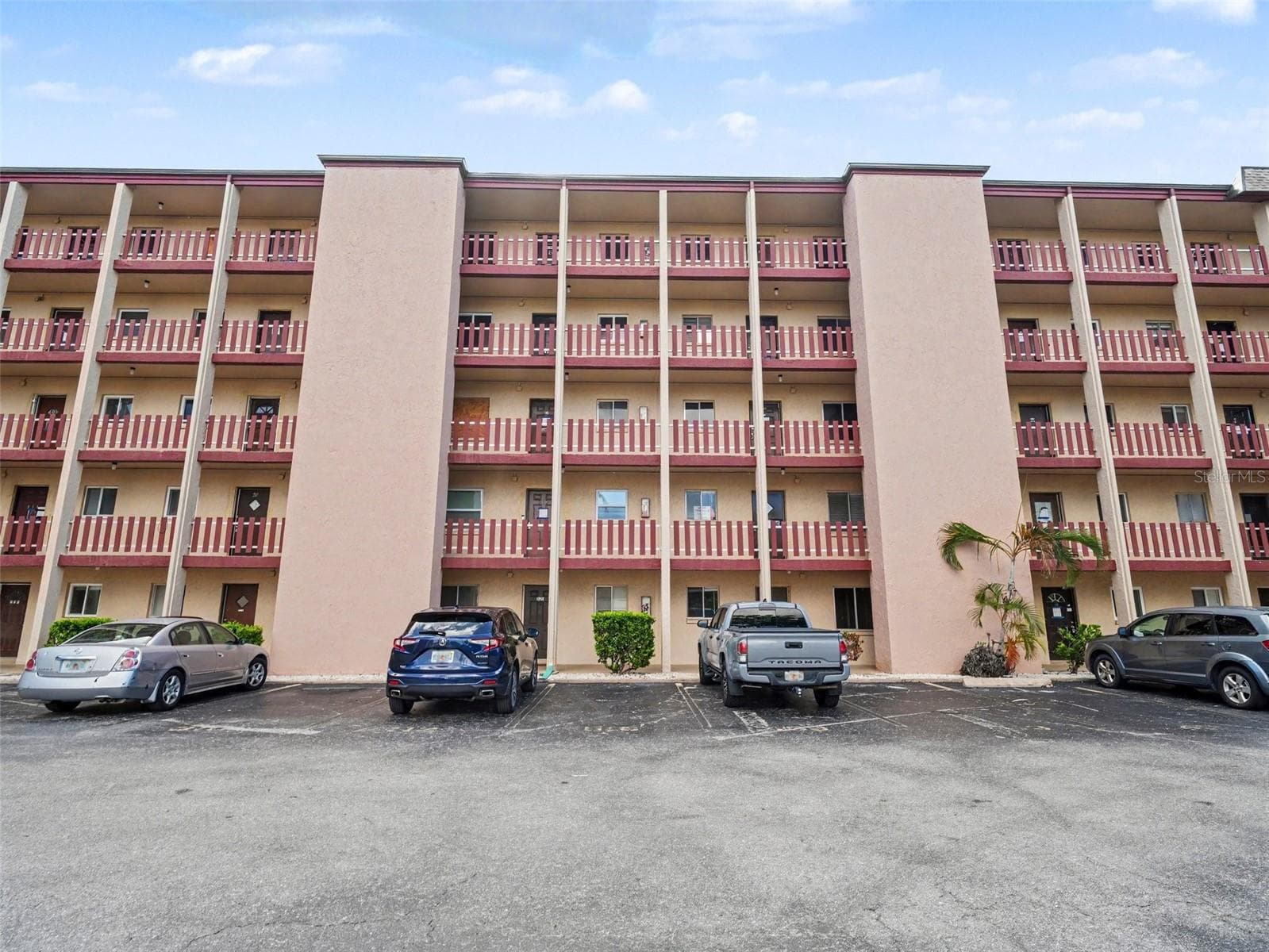 4023 LAKE BAYSHORE DR #112
