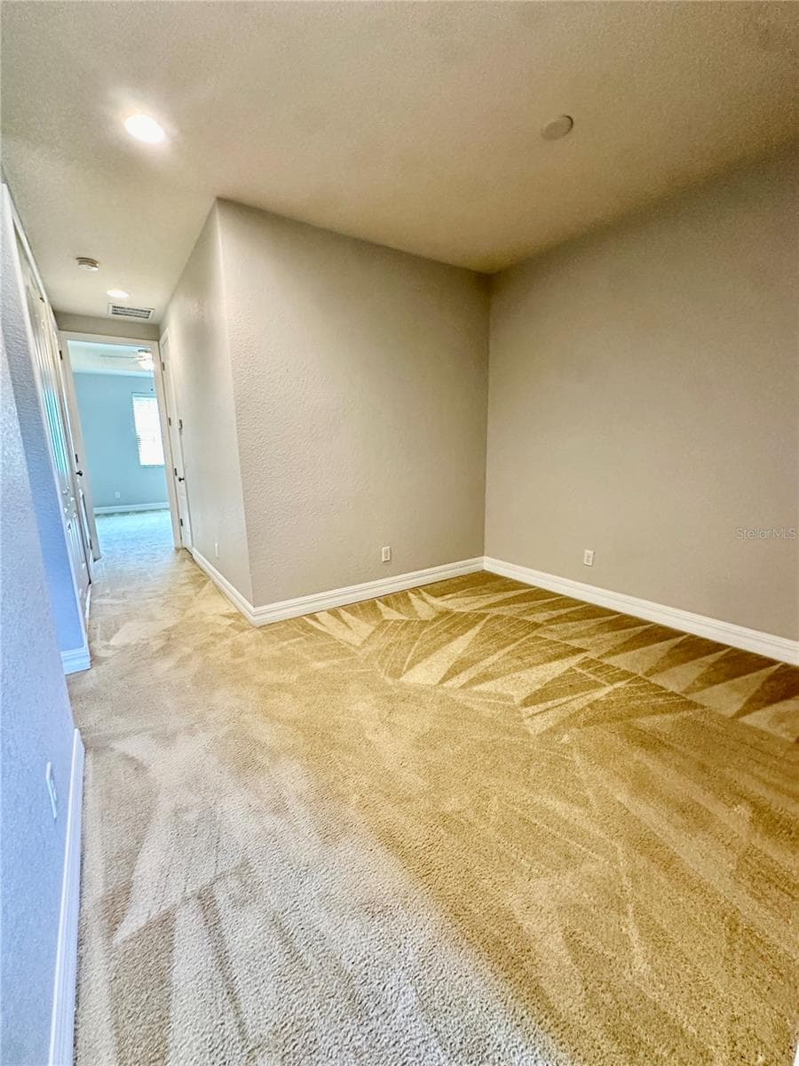 Townhouse at 10083 EAGLE CREEK CENTER BLVD, ORLANDO, photo 9 of 14